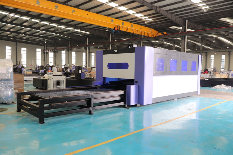 Industrial 3015 6000 watt Fibe - Industrial Laser Cutting Machines reseña y precio